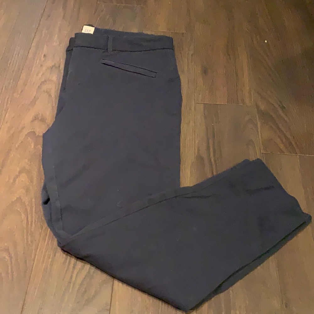 Gap - Cropped Navy Blue Pants